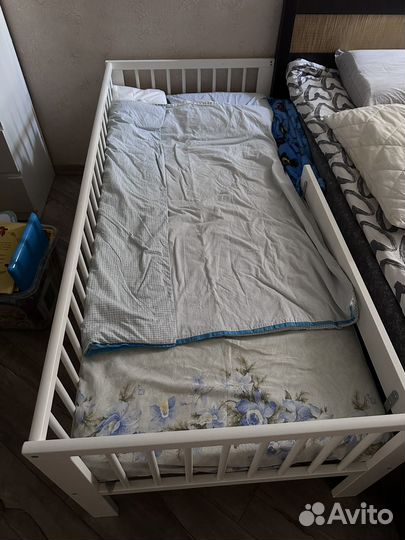 Детская кровать IKEA с матрасом