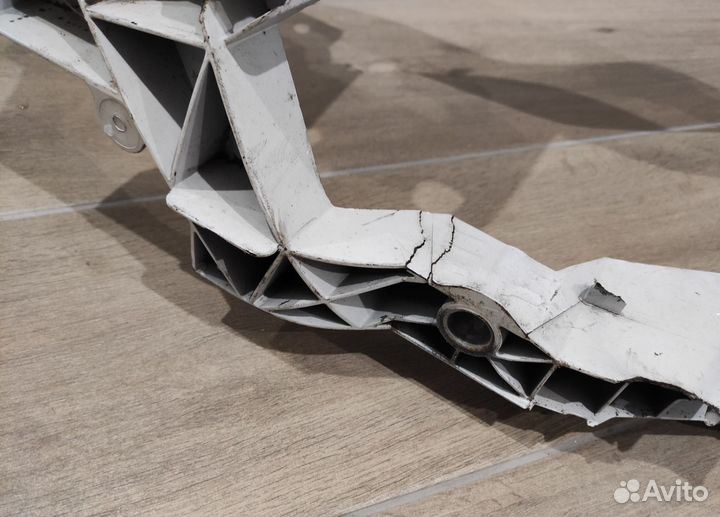 Панель передняя с дефектом Ford Kuga 2