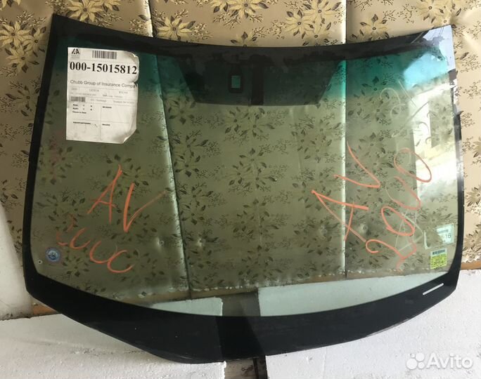 Стекло лобовое для Lexus RX (2009-2015)