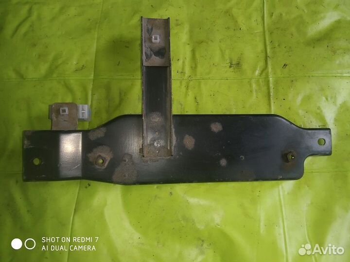 Крепление топливного абсорбера Honda Accord CL9 07