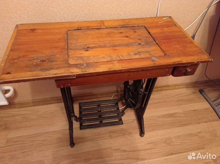 Швейная машинка