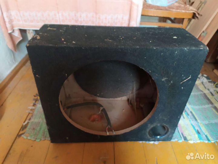 Короб под сабвуфер