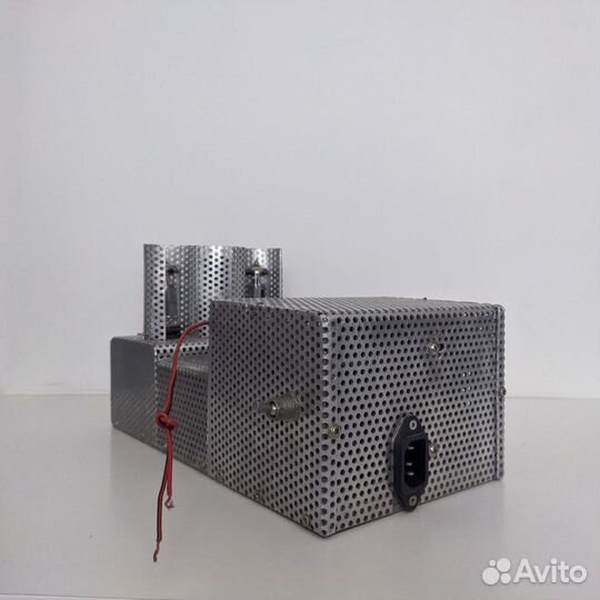 Ламповый стерео-усилитель с колонками