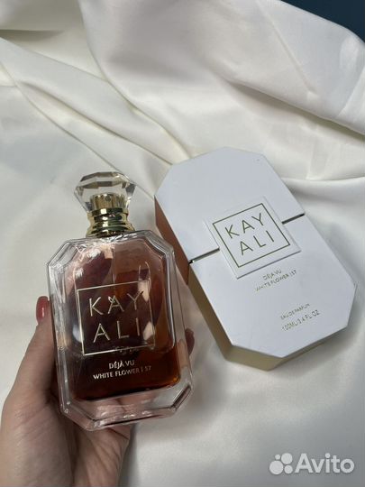 Déjà Vu White Flower 57 Kayali Fragrances парфюм