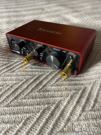 Звуковая карта focusrite scarlett