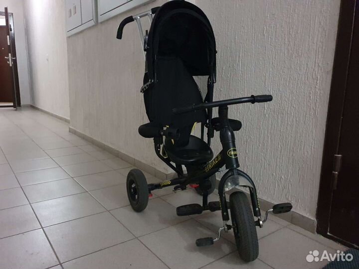 Трехколесный велосипед б/у