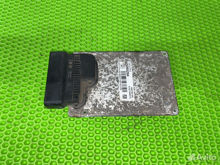 Блок управления подвеской Cadillac Escalade GMT900