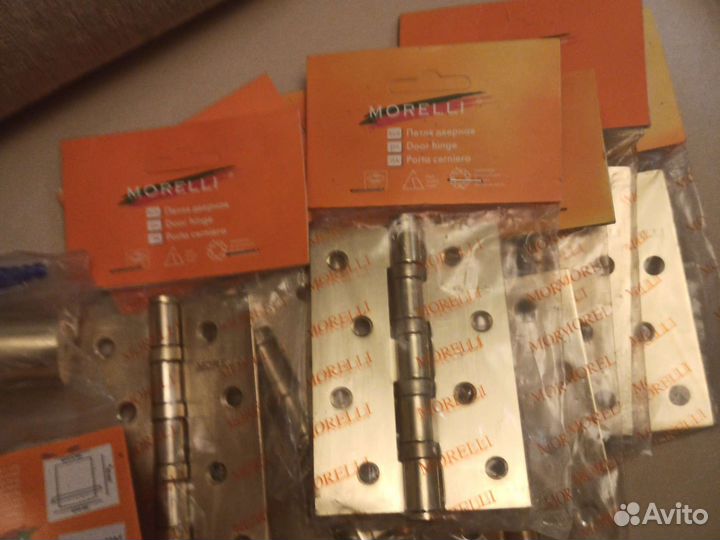 Петли для дверей Morelli