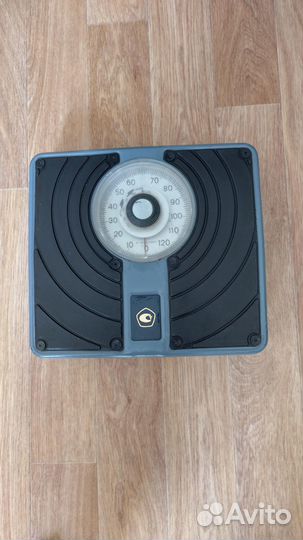 Весы напольные механические из СССР