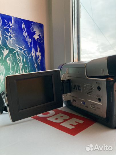Видеокамера JVC кассетная