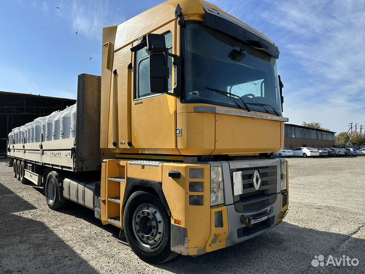 Renault Magnum с полуприцепом, 2008