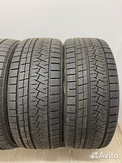 Triangle Snowlink TWT02 245/45 R19 и 275/40 R19 105V