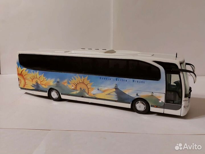 Модель автобуса Mercedes-Benz Travego
