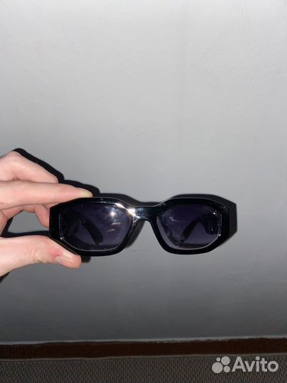 Солнцезащитные очки унисекс versace