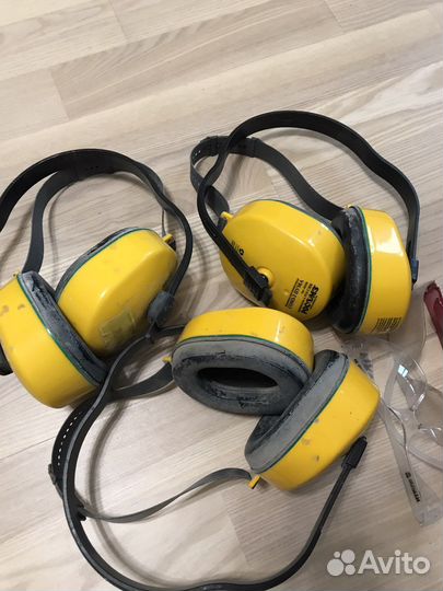 Наушники и очки