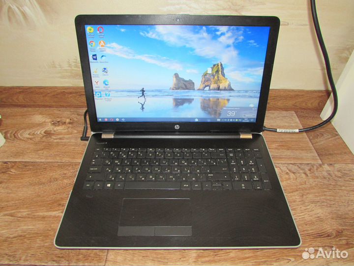 Ноутбук “HP 15-bw664ur”, SSD 110 Gb / озу 8 Gb