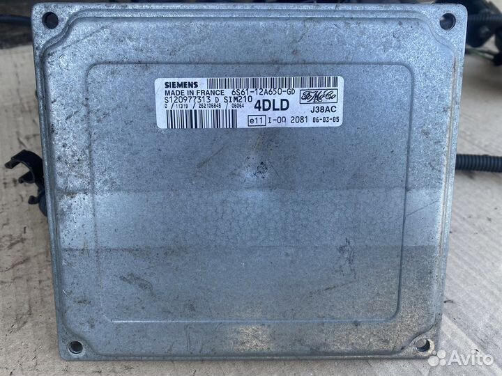 Блоу управления двигателем Ford Fusion 1.4 (коса)