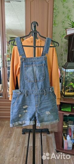 Комбинезон джинсовый