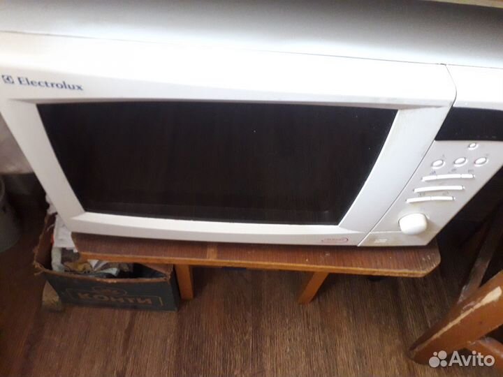 Микроволновка бу elektrolux ems 1875