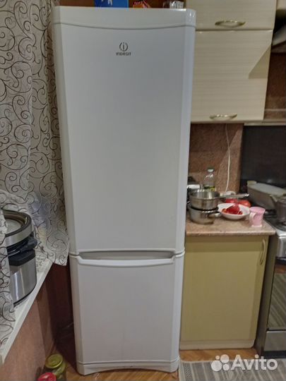 Холодильник