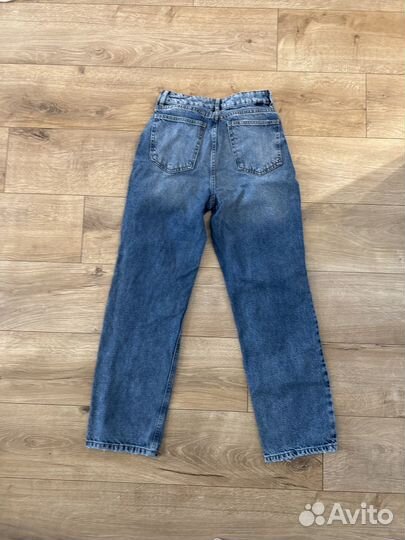 Джинсы s