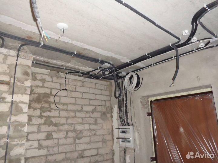 Услуги Электрика Перенос розеток Замена автоматов