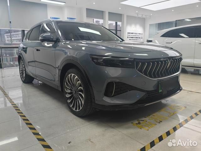 Voyah Free 490 л.с. AT, 2022, 50 000 км