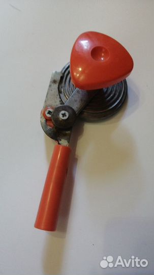 Закаточная машинка для стекло банок. Крышки