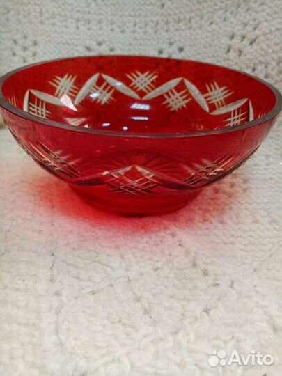 Конфетница СССР красная