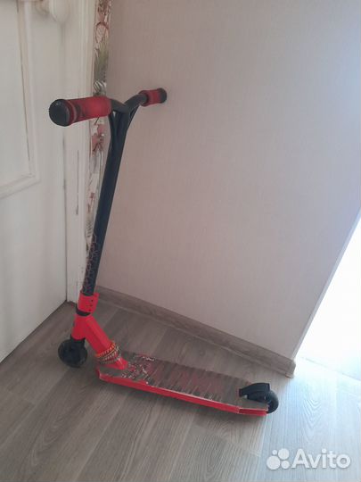 Трюковой самокат