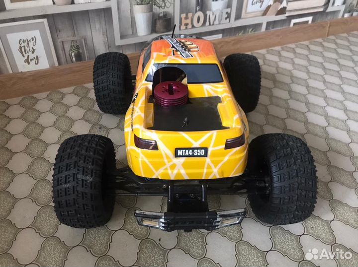 Радиоуправляемая машина на двс