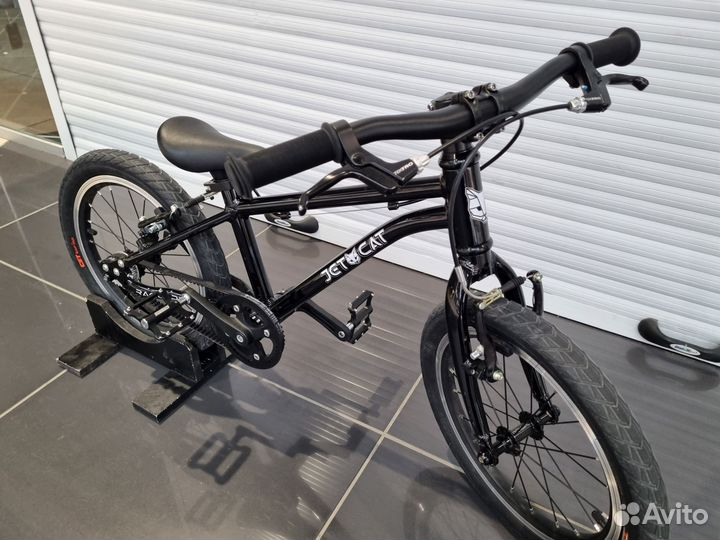 Детский велосипед JetCat Race Pro 16 Plus