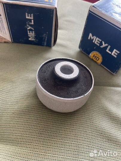 Сайлентблоки передние Volkswagen Polo