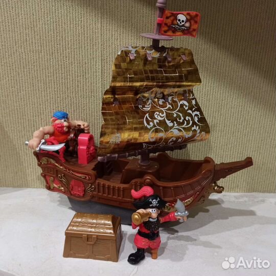 Пиратский корабль