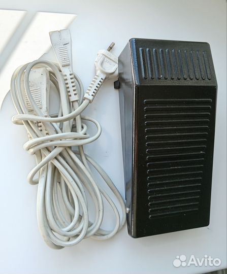 Швейная машина Чайка 132м