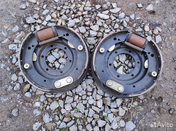 Задние тормоза УАЗ новые. Сделано в СССР