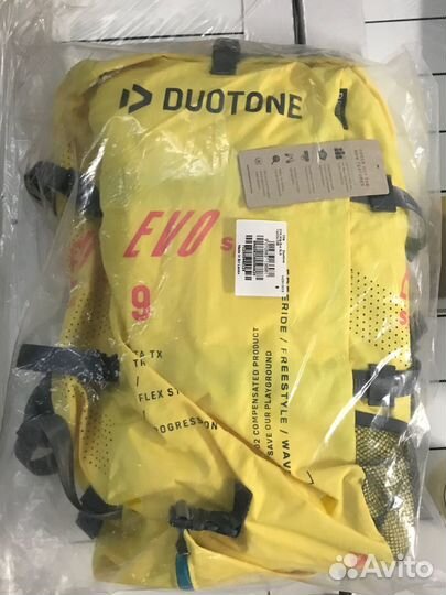 Кайт Duotone Evo SLS 2023, 9м. (полный комплект)