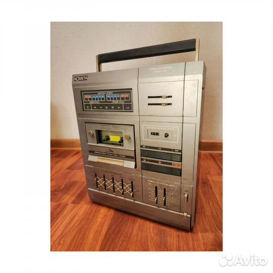 Магнитофон Комета М225с-2