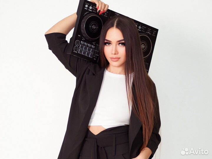 Диджей девушка (DJ) Диджей + Звук, Cвет