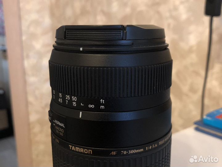 Tamron AF 70-300