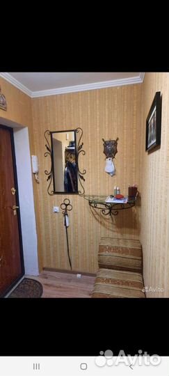 Консоль с зеркалом