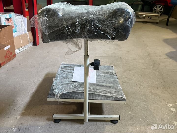 Педикюрная подставка и ванночка для педикюра