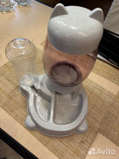 Кормушка для котов