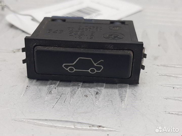 Кнопка открытия багажника BMW 7 E38 1998