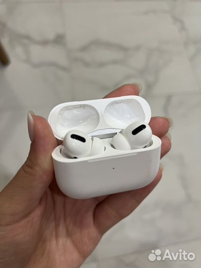 AirPods Pro 1 без кейса