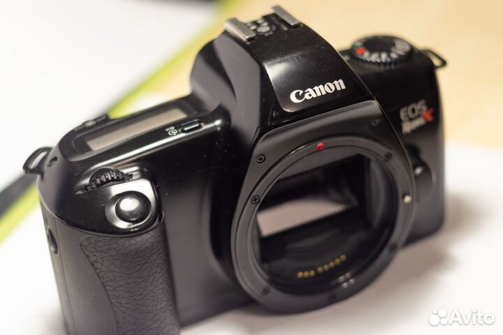 Плёночный фотоаппарат Canon EOS Rebel X