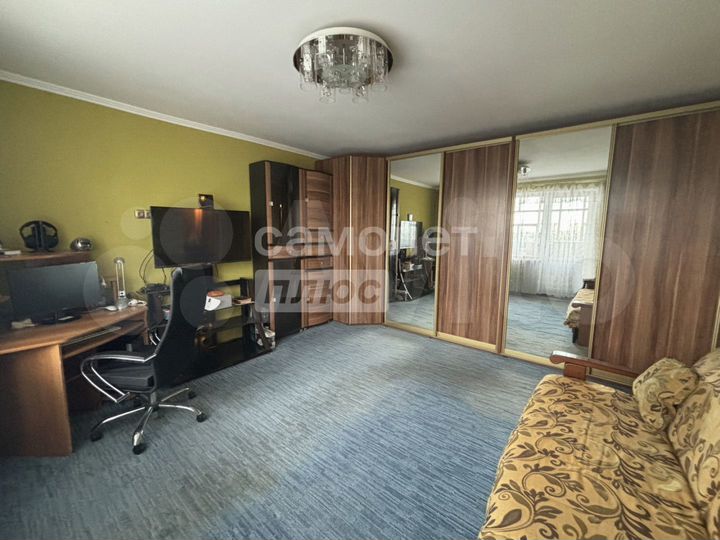 2-к. квартира, 53 м², 8/9 эт.