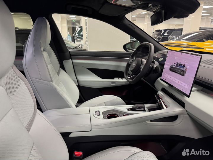 Zeekr 001 788 л.с. AT, 2024, 1 км