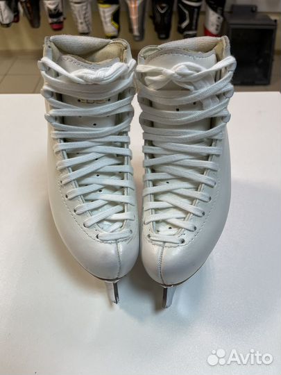 Коньки финурные Edea Overture p-205