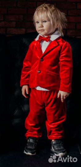 Праздничная одежда